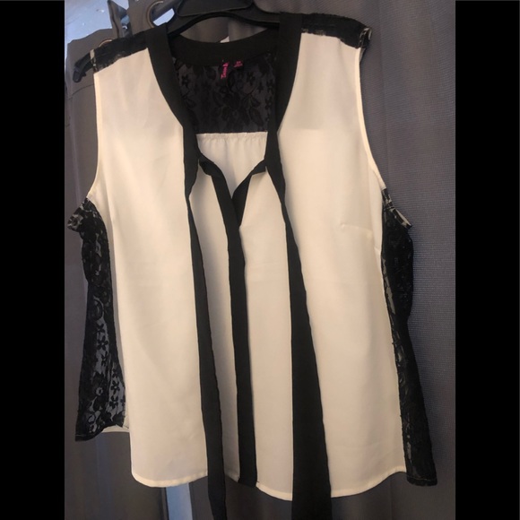 Tie front tank blouse - Picture 1 of 2